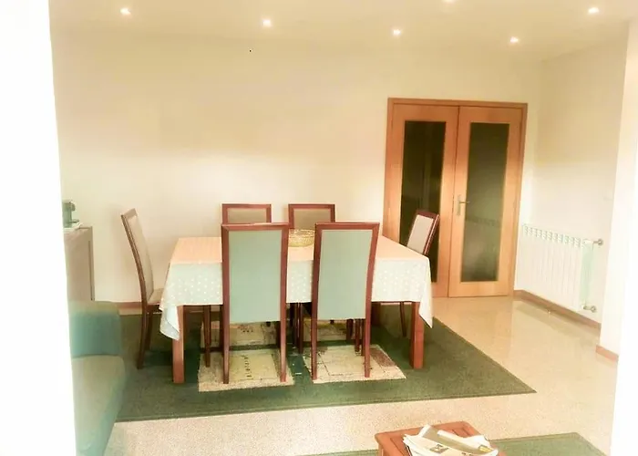 Beach Front Apartment - With Swimming Pool, Barbecue And Tennis Court!