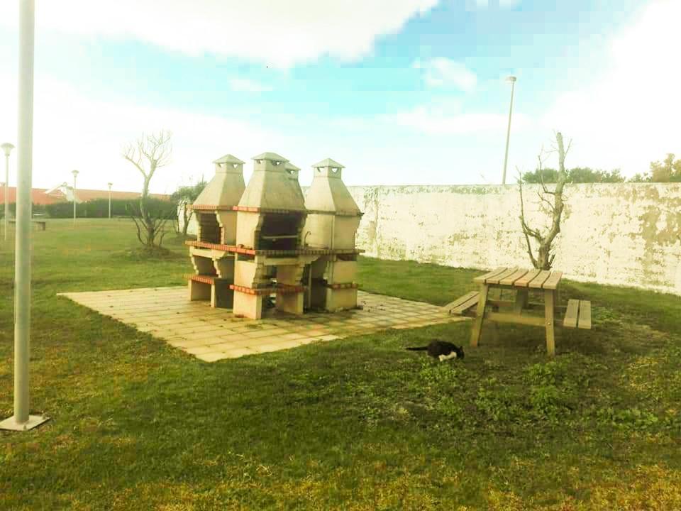 Front - With Swimming Pool, Barbecue And Tennis Court! Apartment