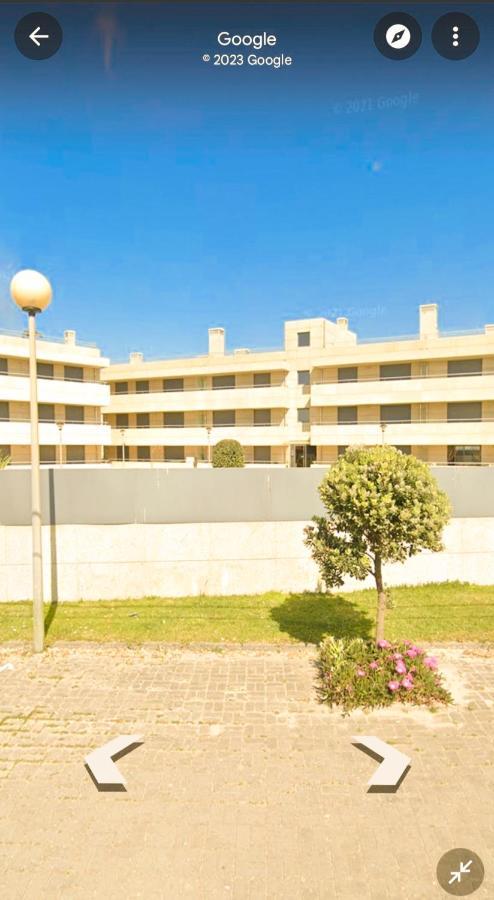 Front - With Swimming Pool, Barbecue And Tennis Court! Apartment
