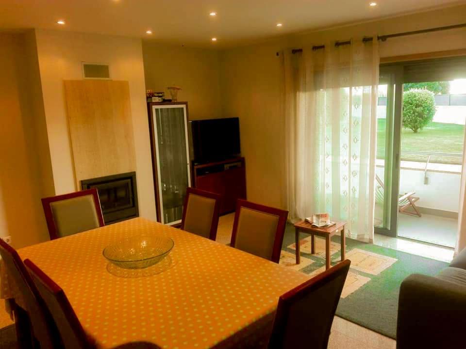 Apartment Front - With Swimming Pool, Barbecue And Tennis Court! Viana do Castelo