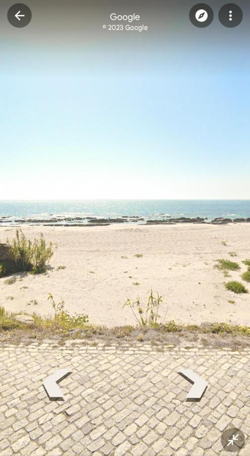 Front - With Swimming Pool, Barbecue And Tennis Court!